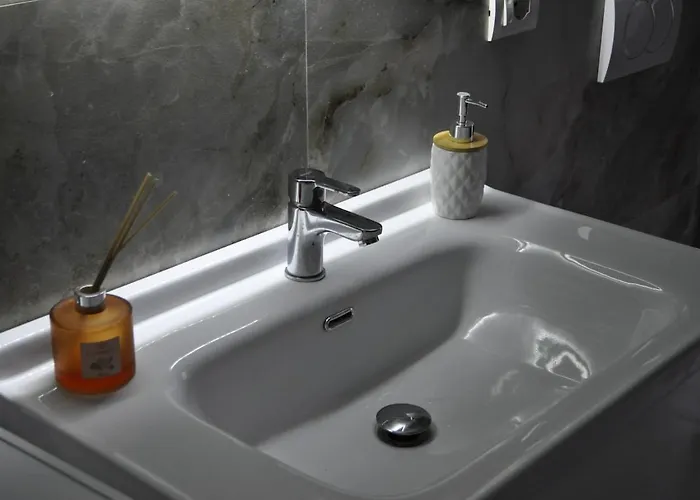 Διαμέρισμα A Designed With Love, Enriched By Our Balcony Garden *