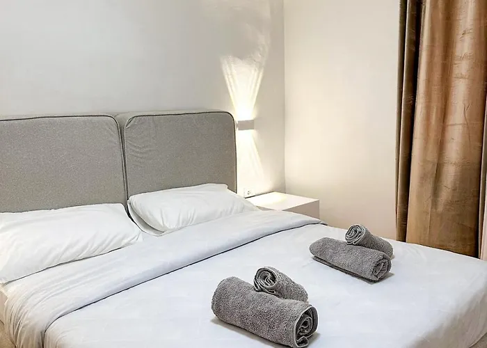 A Designed With Love, Enriched By Our Balcony Garden Διαμέρισμα